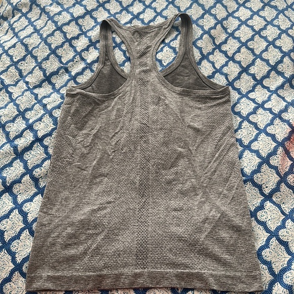 Lululemon swiftly tech tank full length - Picture 2 of 3